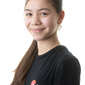 Drama scholarship Lauren headshot